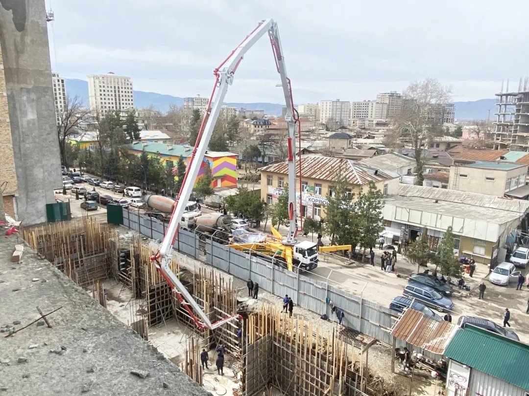 筑梦“蓝海”！亚洲必赢泵车“圈粉”中亚！