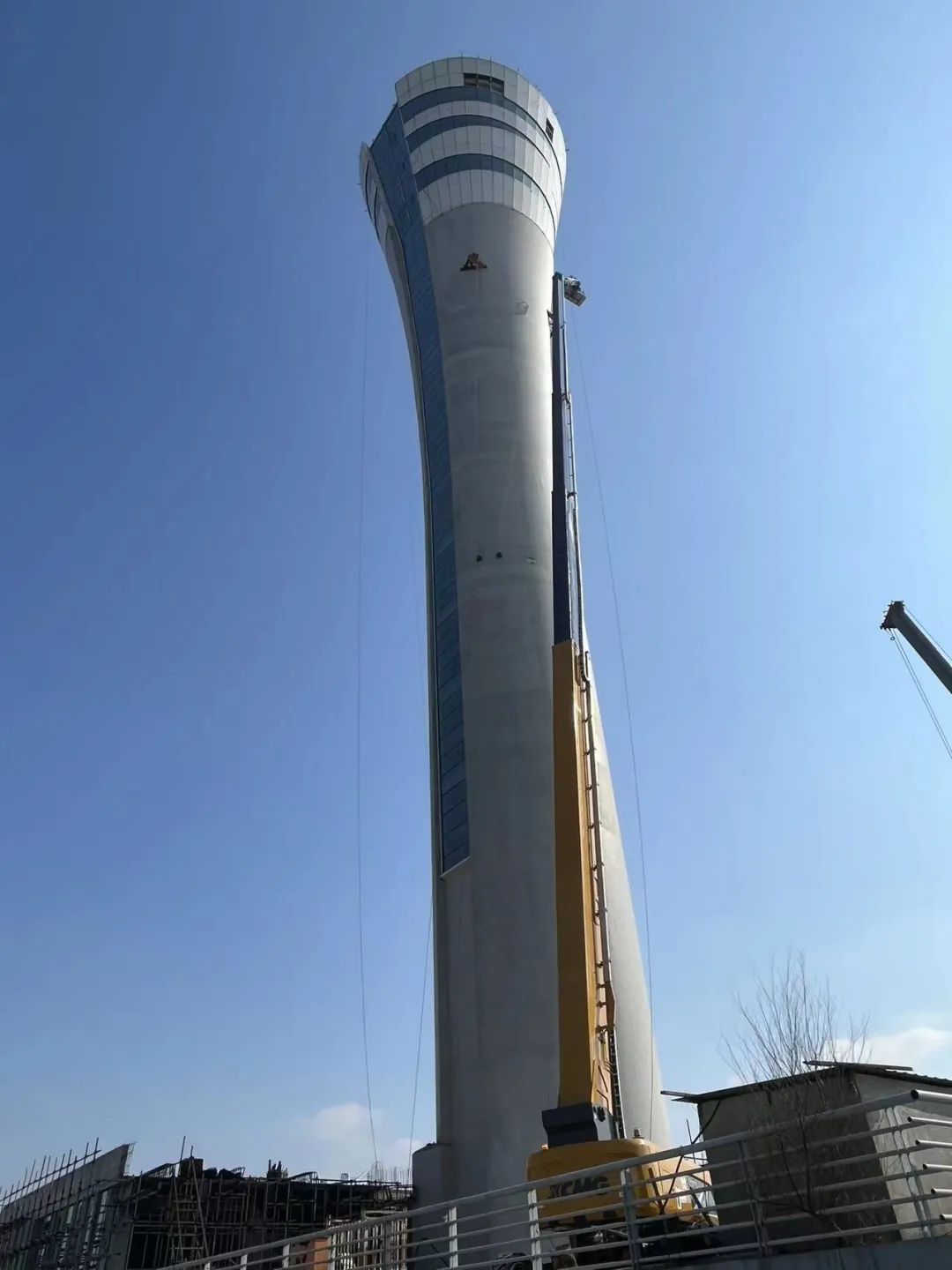 大显身手！亚洲必赢直臂式高空作业平台XGS70K魔都首秀！