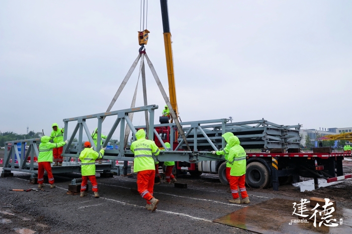 f4e3034b26e249ceb49b25ec884f1bbf