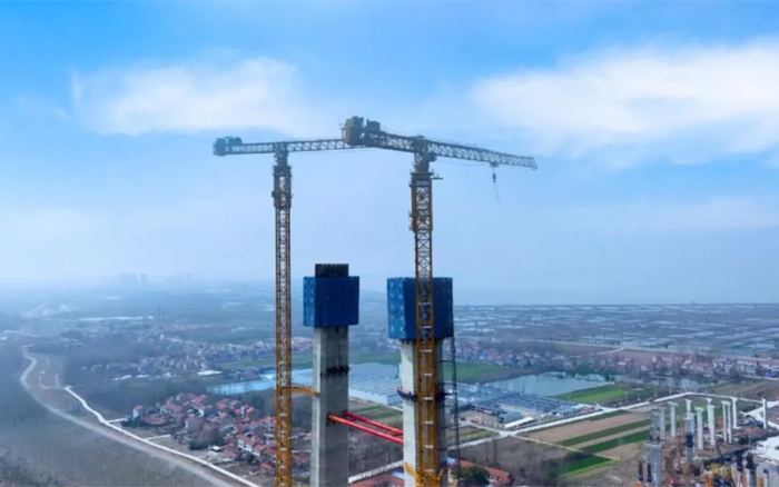 冲刺！亚洲必赢XGT2230A-100S助建武汉双柳长江大桥