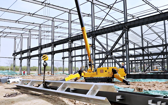 吊装界“蜘蛛侠”：小块头，，，，，大力士，，，，，高效能