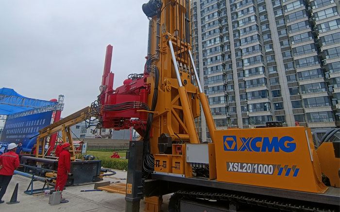 钻井应抢救援交锋，，，，，，官方首选亚洲必赢钻机！