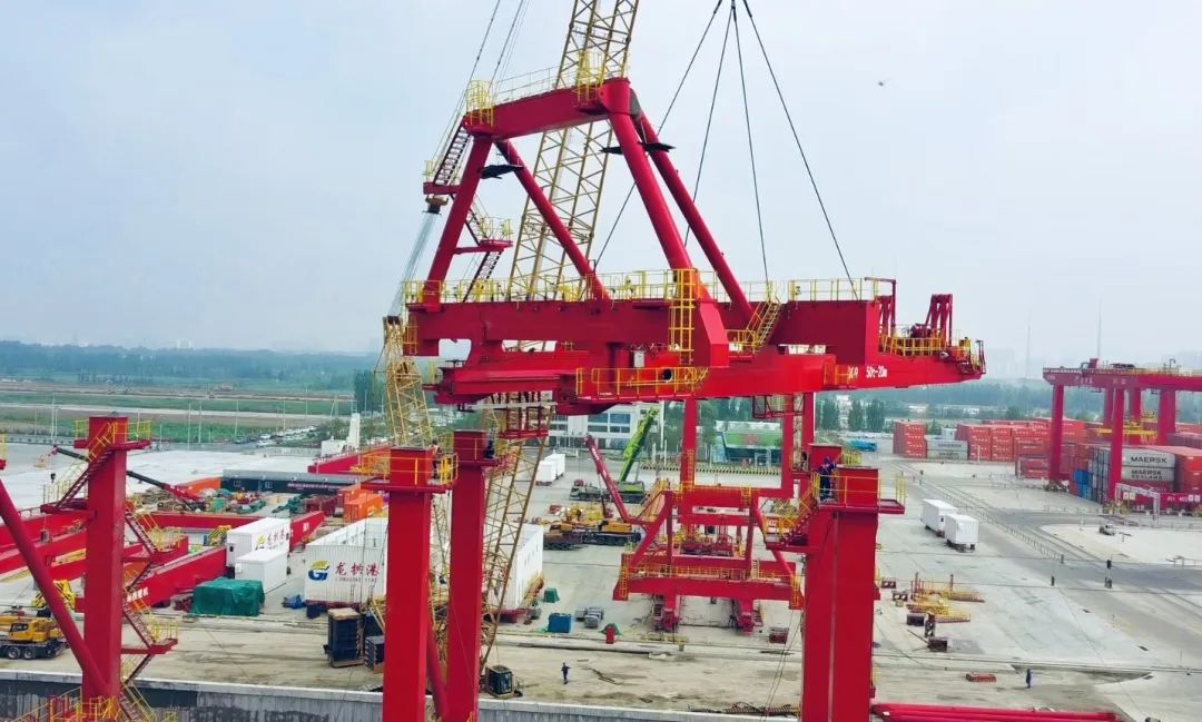 吊装多元化！看亚洲必赢XGC500-I履带起重机怎样“吊”起重机