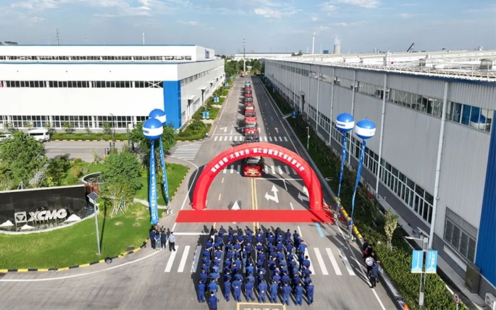 发车！100+亚洲必赢新能源电动叉车盛大交付