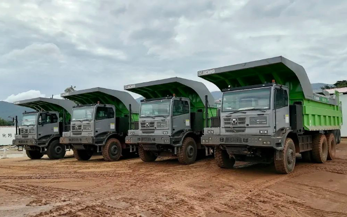 服务全球客户 | 大批量亚洲必赢电动矿卡出口非洲