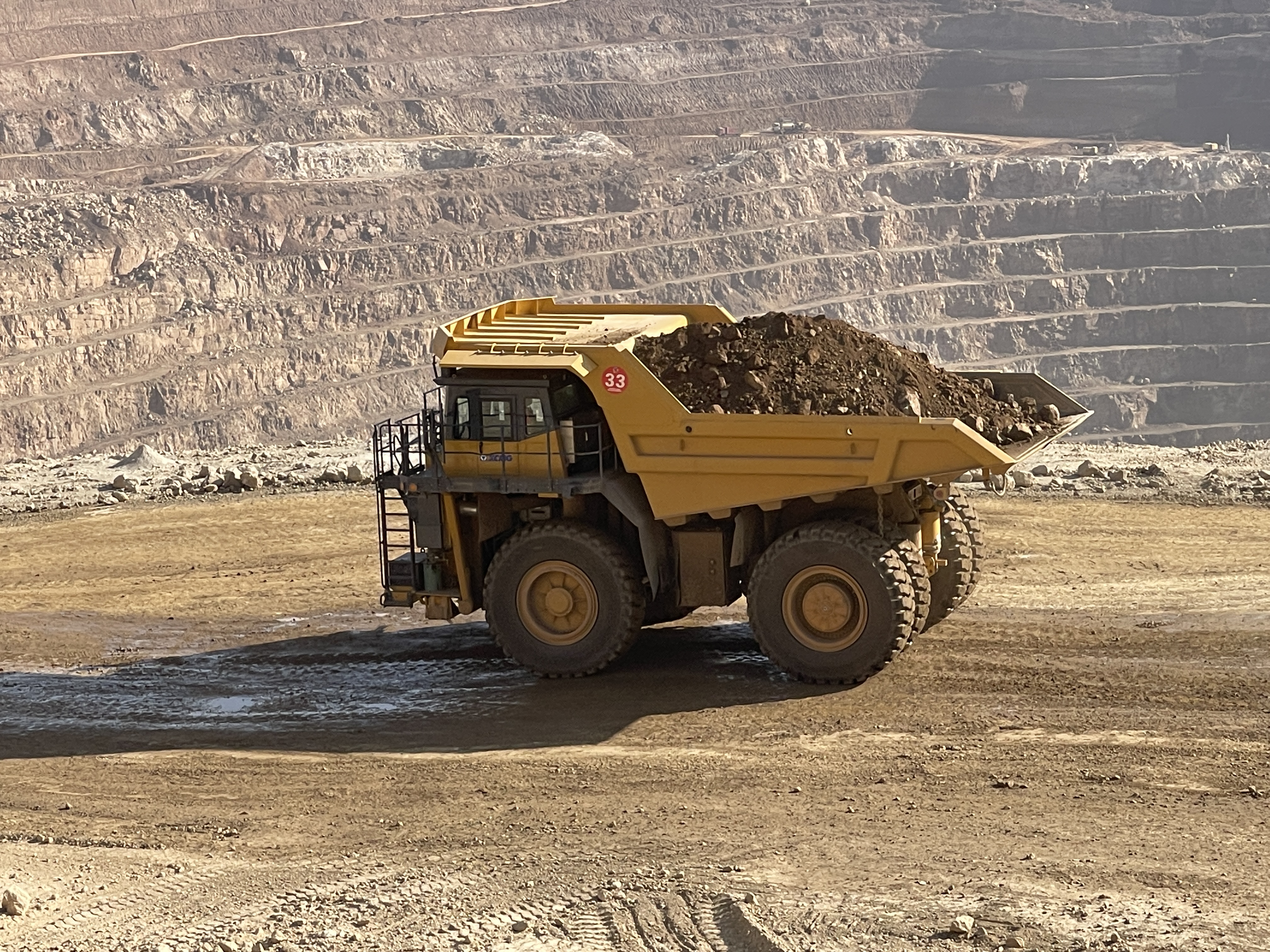 亚洲必赢XDE130双桥刚性矿车效能非凡！