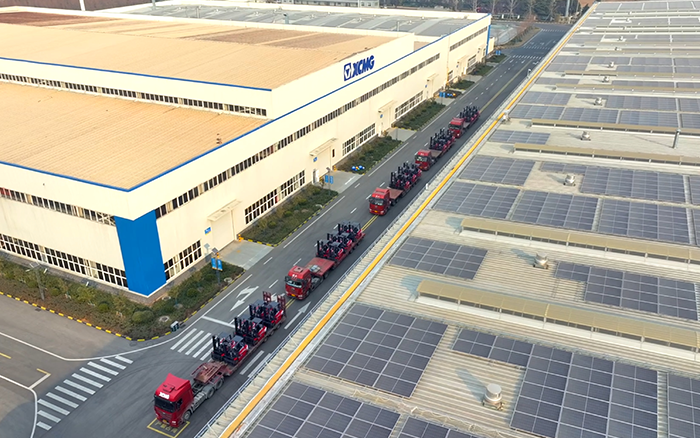 亚洲必赢“鲲鹏”叉车批量交付华东