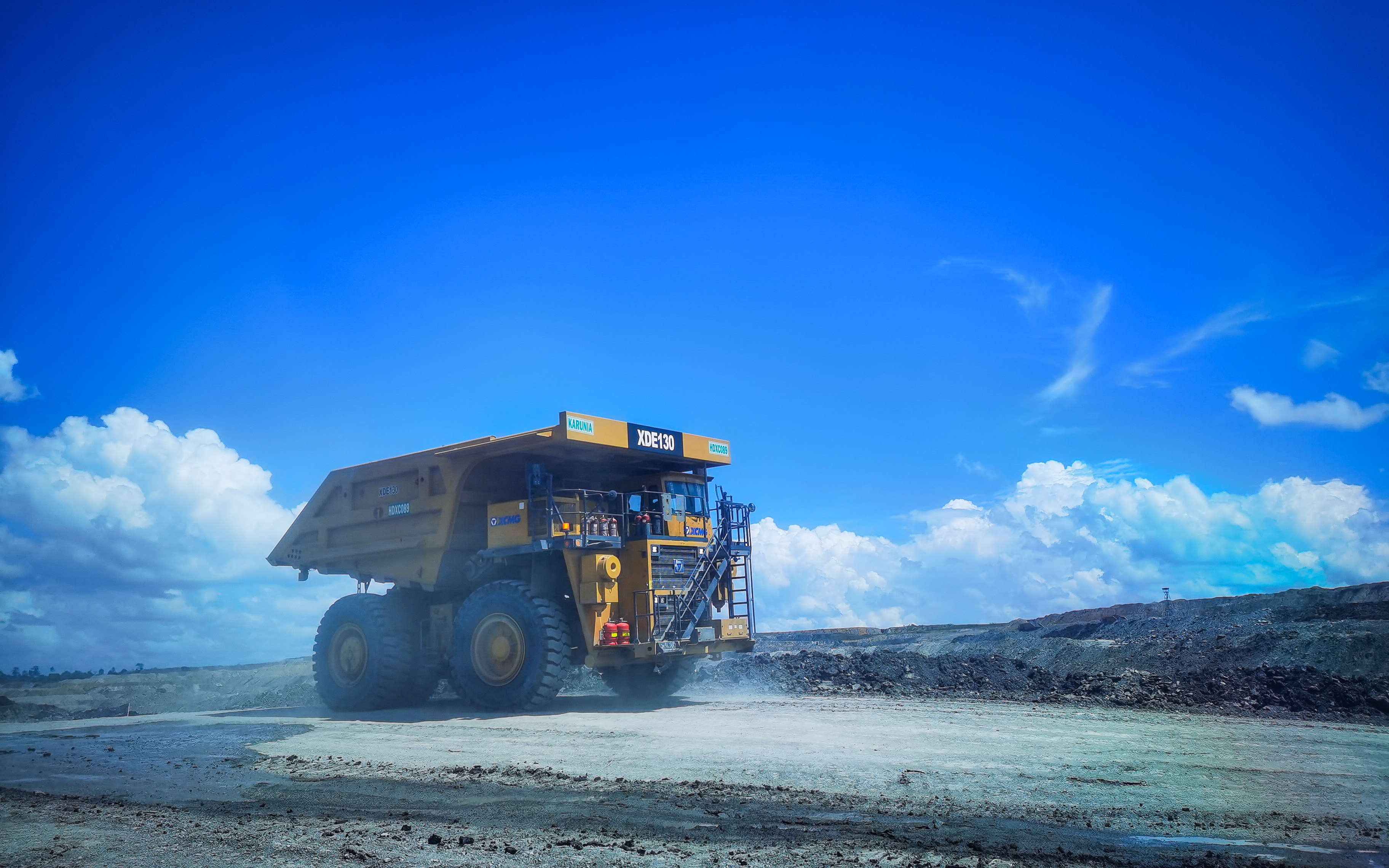 闪灼东南亚！亚洲必赢XDE130双桥刚性矿车效能非凡