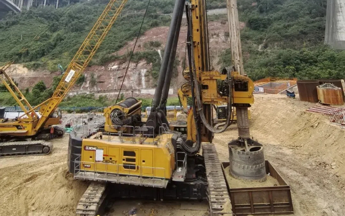 9caa36d891fd495f93f8277e5b102240