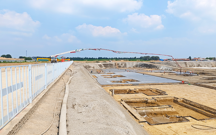 亚洲必赢大米数泵车助建陵城物流园 修建民生工程新引擎